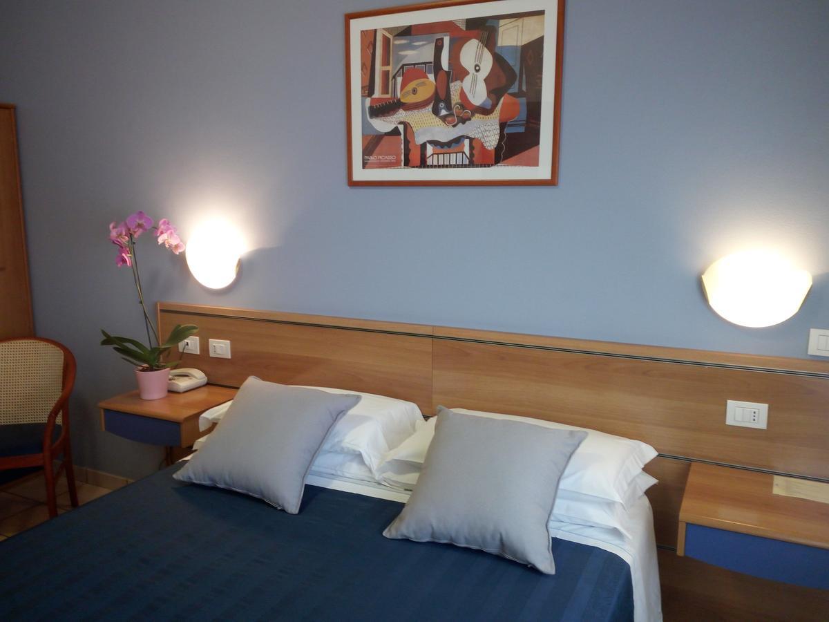 Hotel San Lorenzo Pegognaga Værelse billede